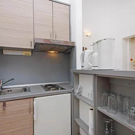 Matanovi Dvori Md Apartment Makarska