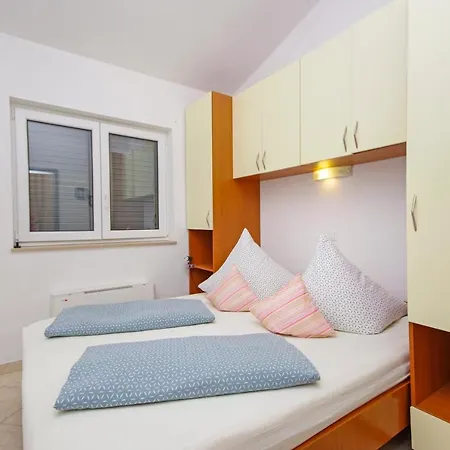 Matanovi Dvori Md Apartment Makarska